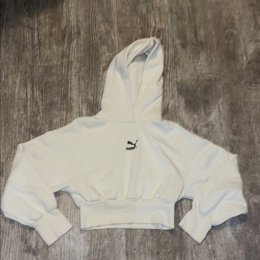 Puma Women's White Hoodie Sweater